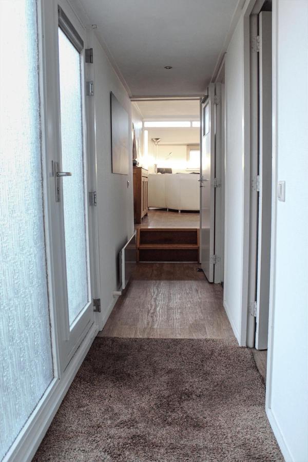 Luxe Woonboot Unieke Locatie Friesland Alde Feanen
